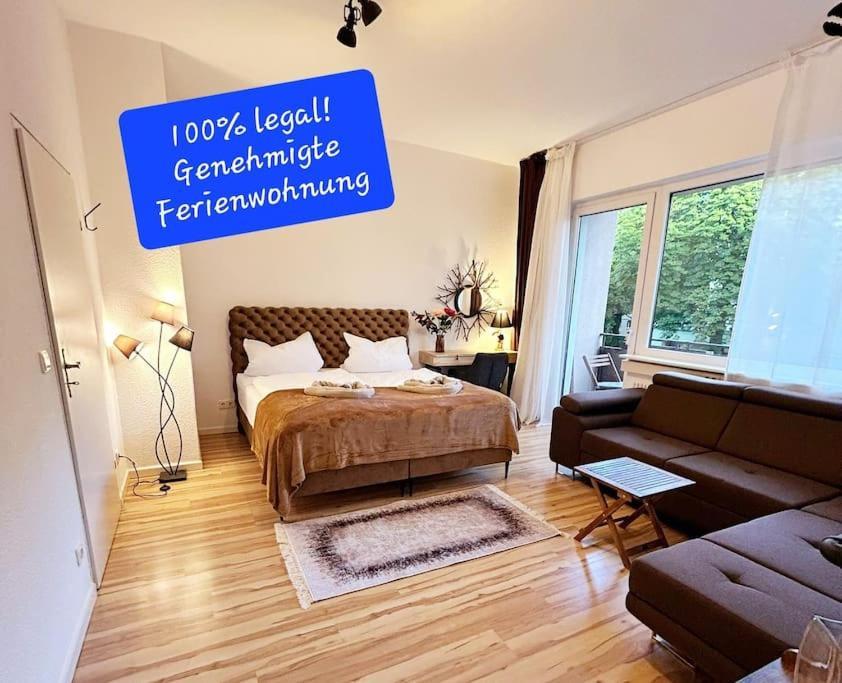 Duplex Apartment Ullstein- 4 Bedrooms, 2 Bathrooms, Living Room, 2 Parking Spaces, Boxspringbeds, Family & Business Apartment! Berlijn Buitenkant foto